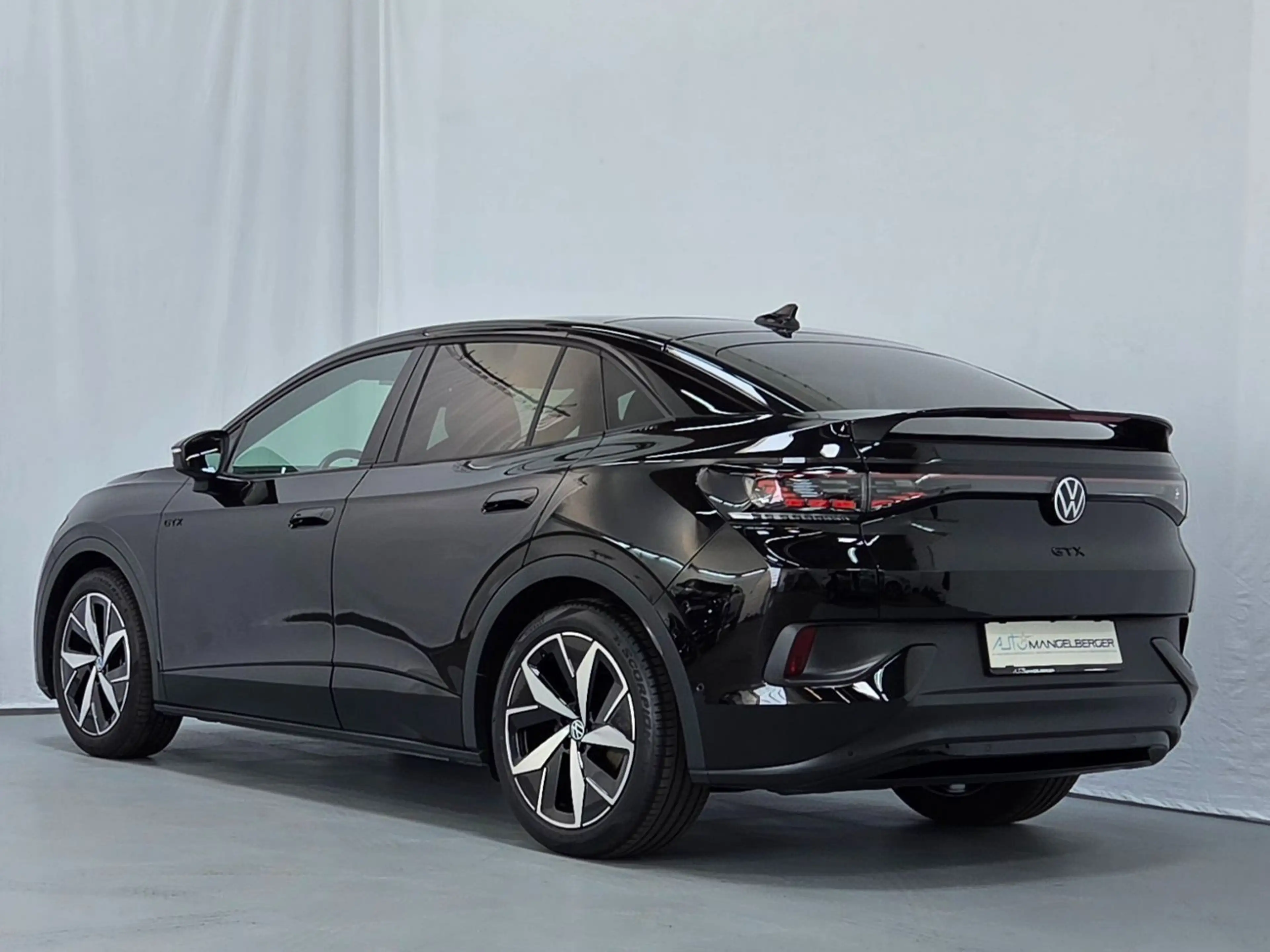 Volkswagen ID.5 GTX 77kWh 4Motion * Sportpaket Matrix PANO* — photo 5