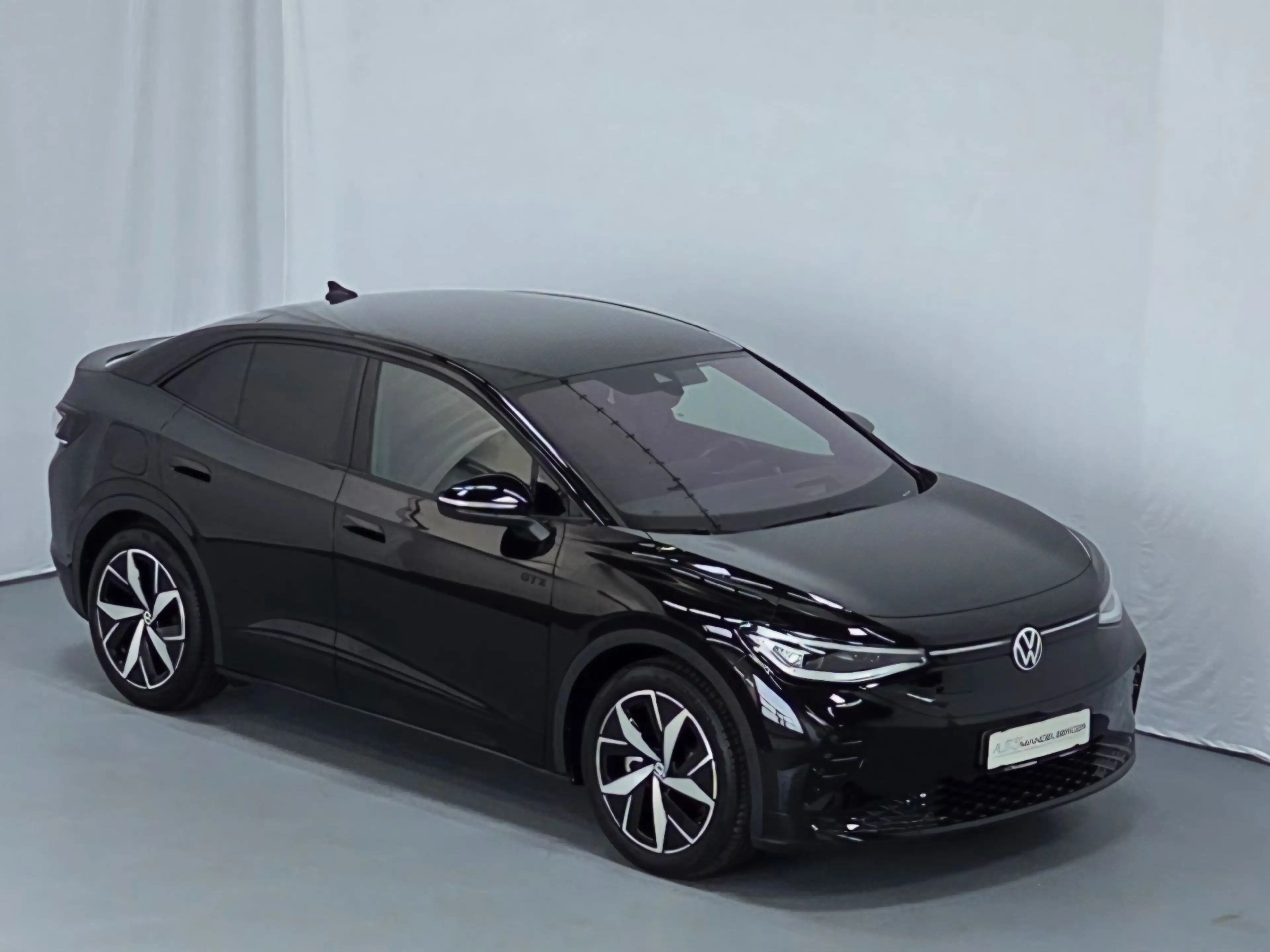 Volkswagen ID.5 GTX 77kWh 4Motion * Sportpaket Matrix PANO* — photo 4