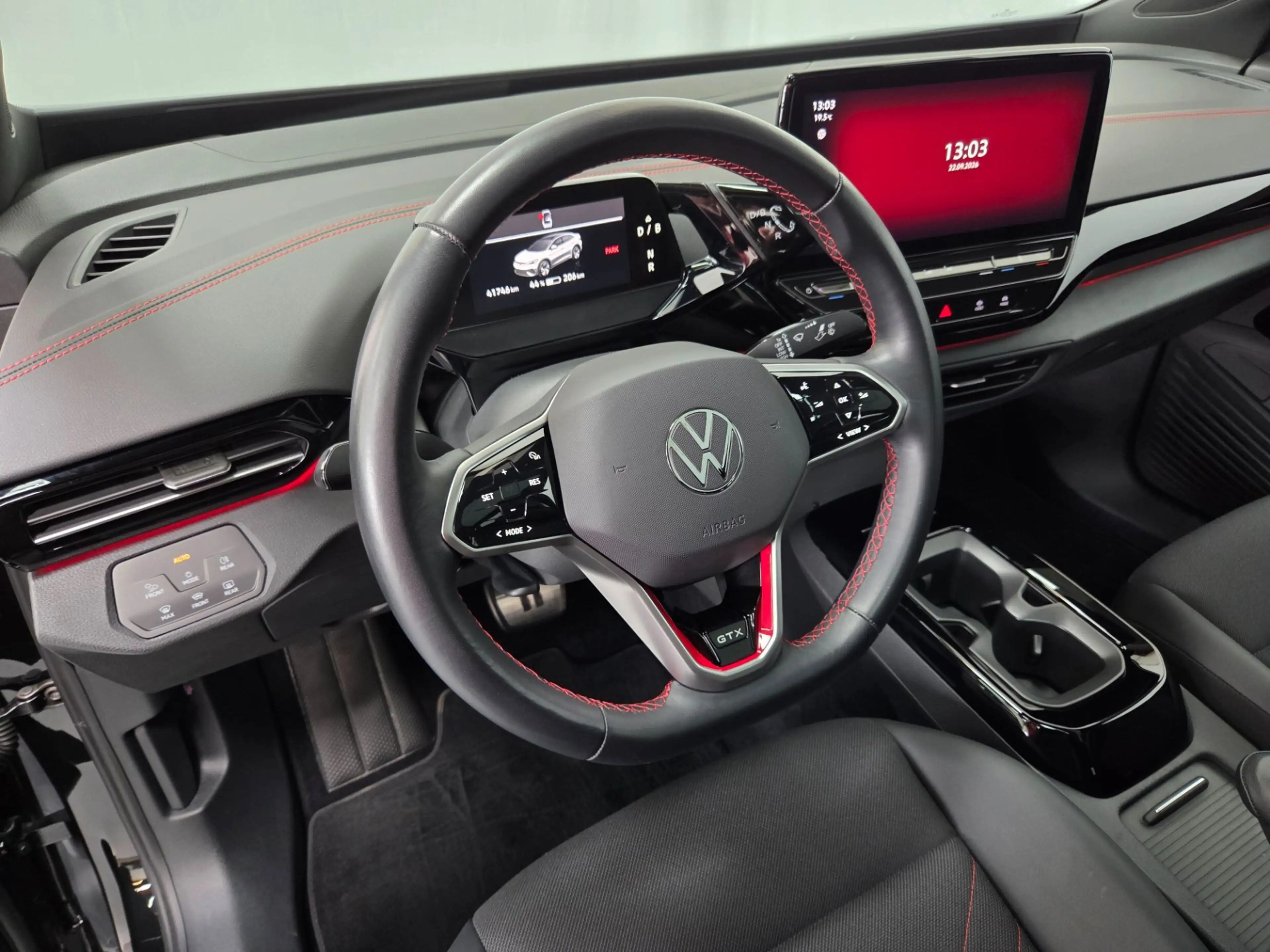 Volkswagen ID.5 GTX 77kWh 4Motion * Sportpaket Matrix PANO* — photo 12
