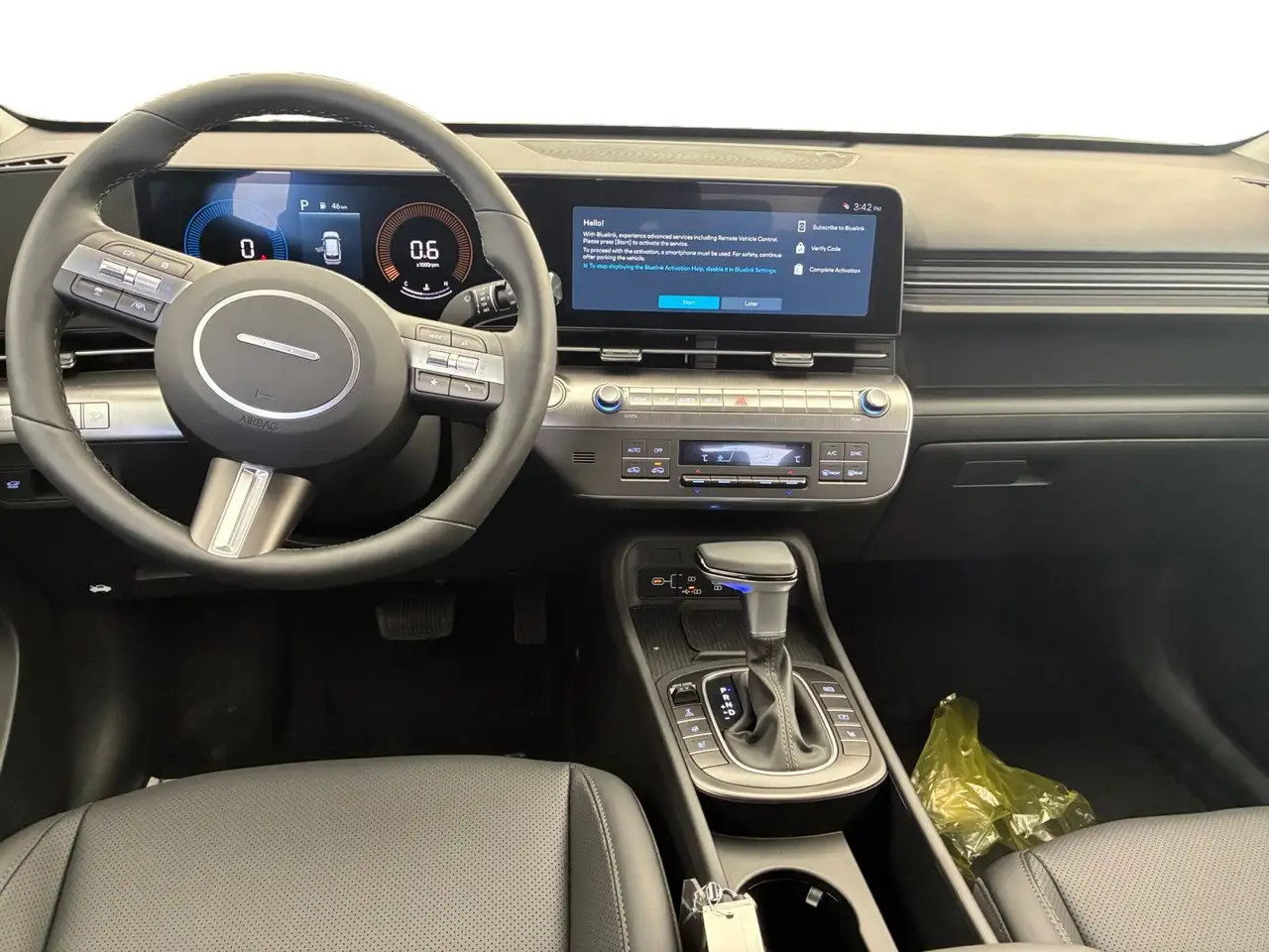 Hyundai KONA снимка Hyundai KONA