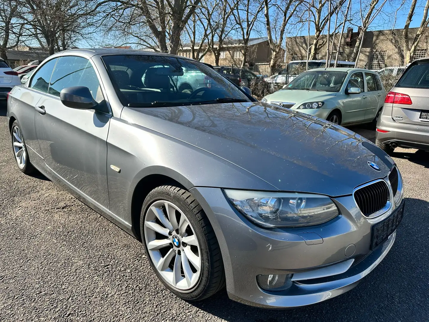 BMW 320 320i Cabrio Aut. 2. Hand Leder Automatik Grau - 2