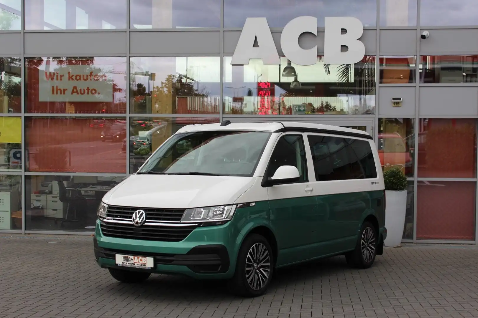 Volkswagen T6 California T6.1 California Beach 4M ACC DCC 7-Si. Digitalc. Grün - 1
