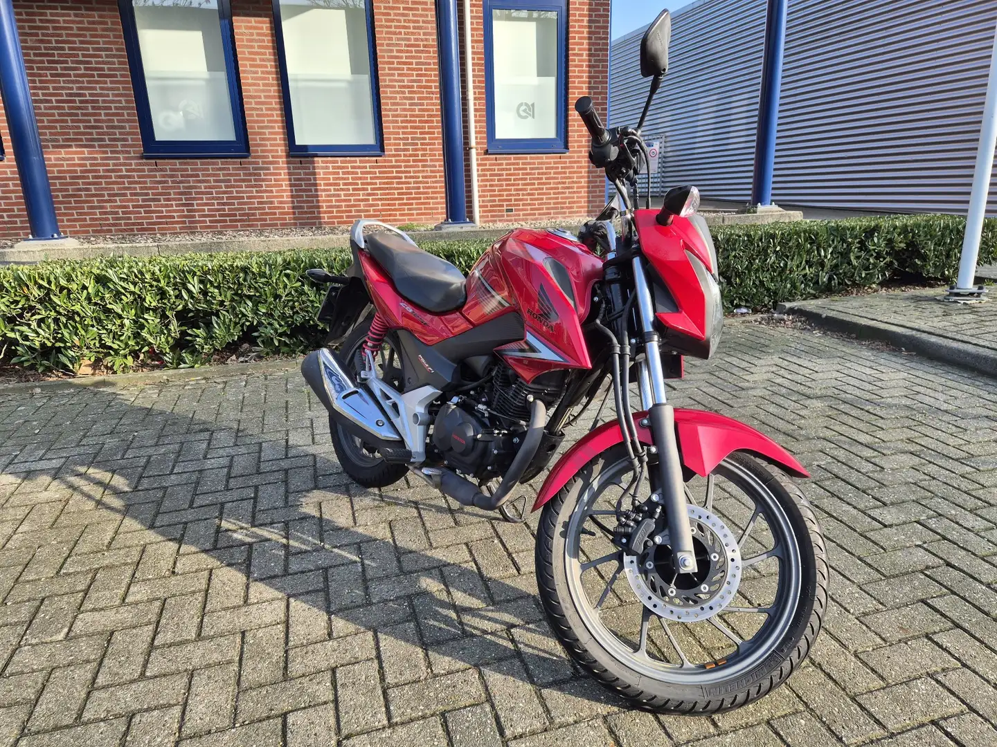 Honda CBF 125 Rojo - 2