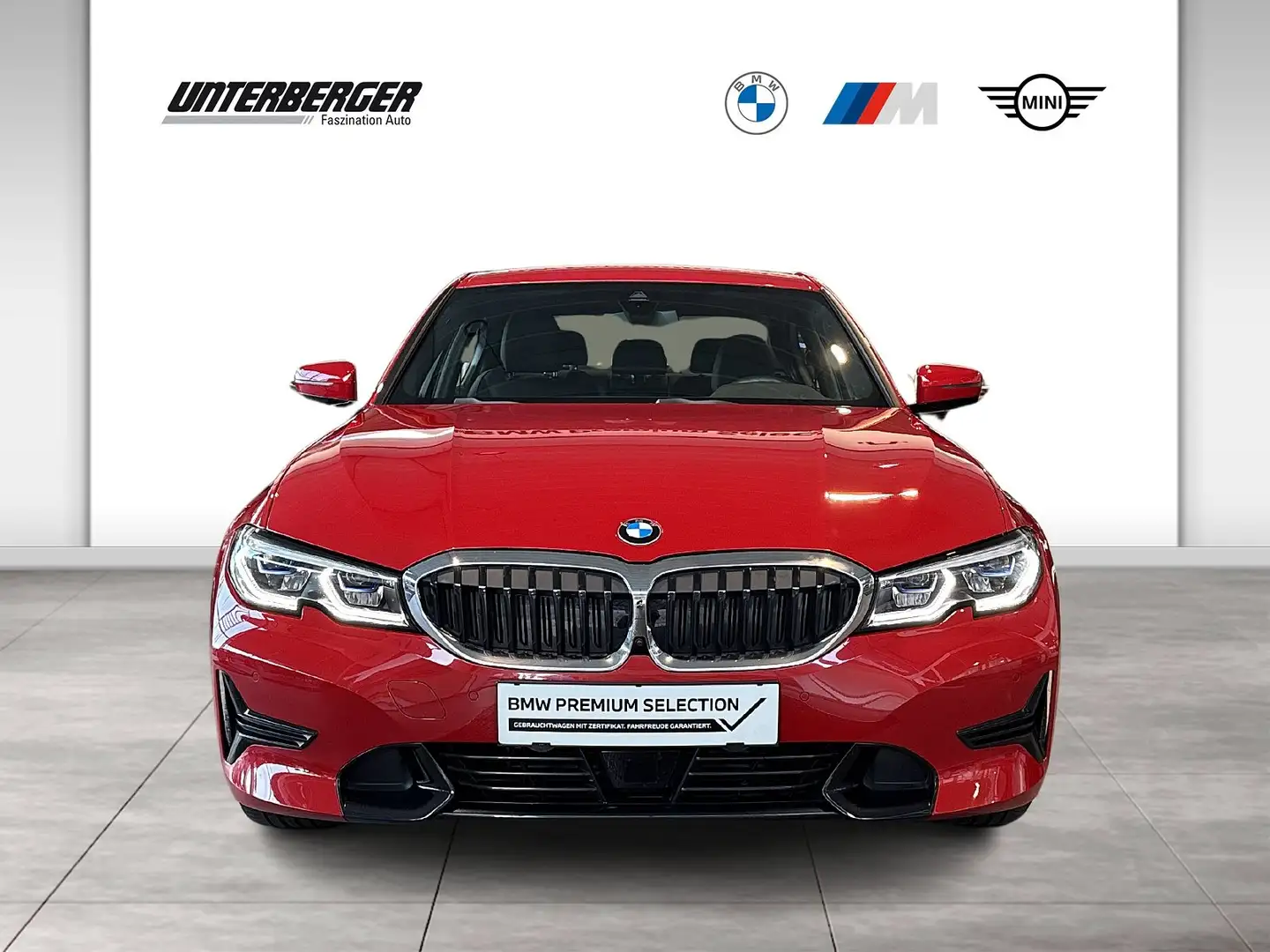 BMW 320 i xDrive Limousine G20 B48 Sport Line HiFi Rouge - 2