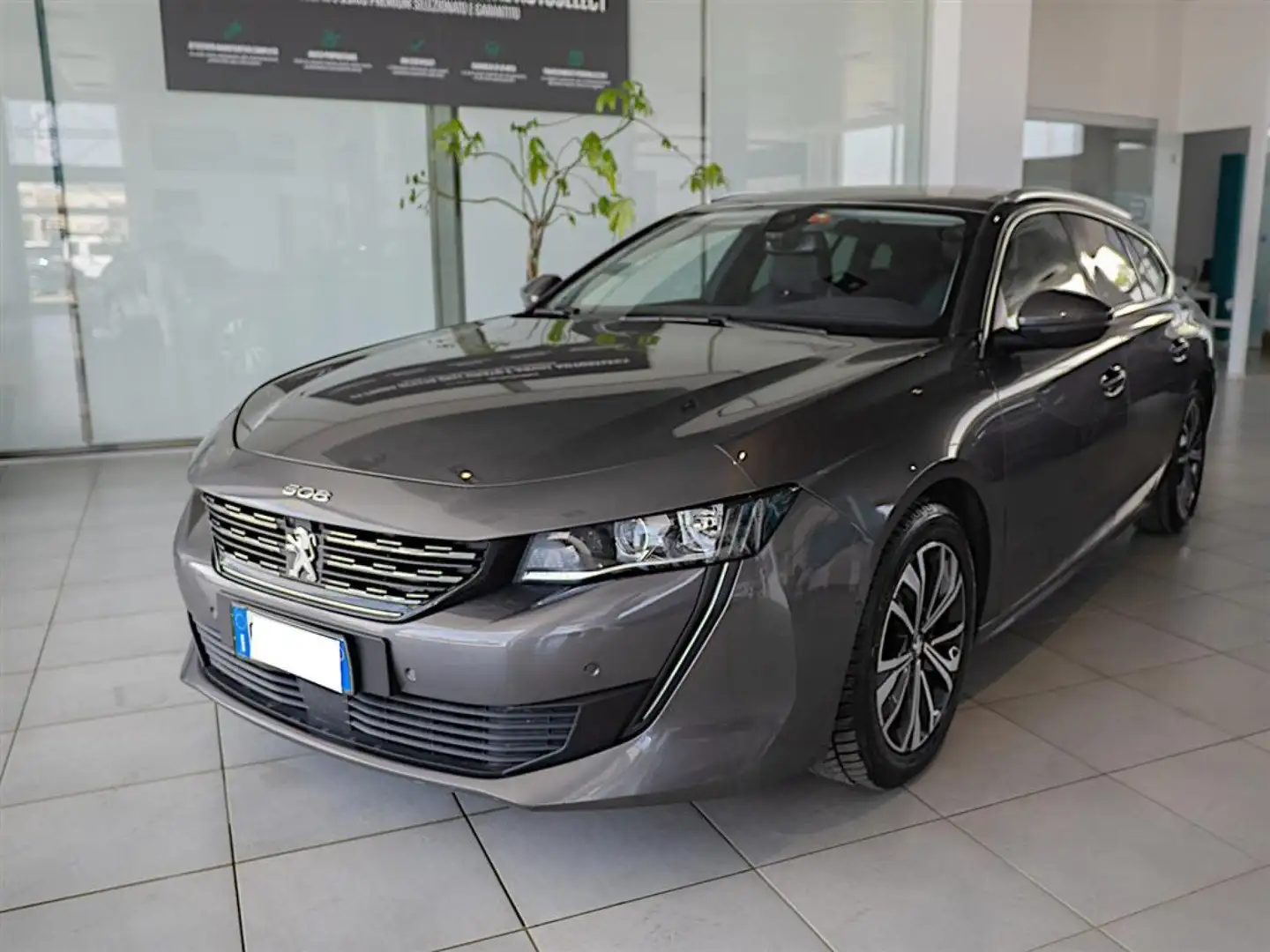 Peugeot 508 1.5 BlueHdi 130cv Allure Pack 36 mesi di garanzia Grau - 1