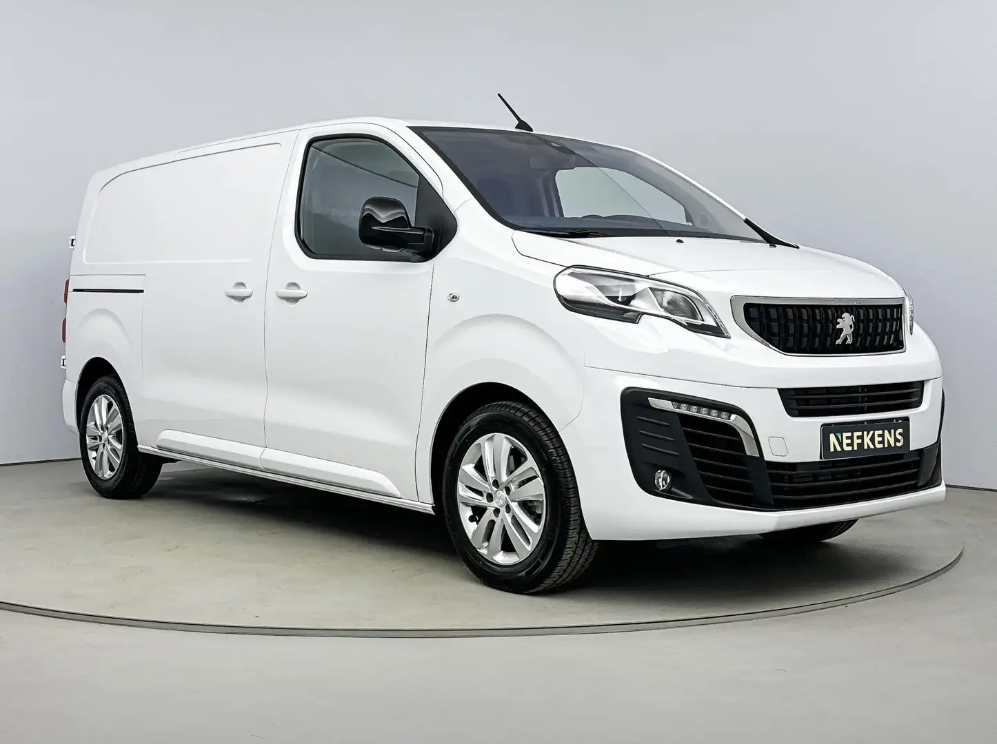 Peugeot Expert 2.0 145 pk L2 | Voorraad | Camera| Navigatie | Xen - 2