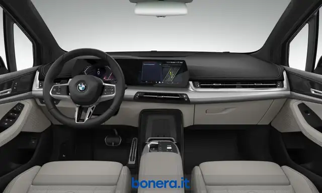 BMW 2 Series view 3