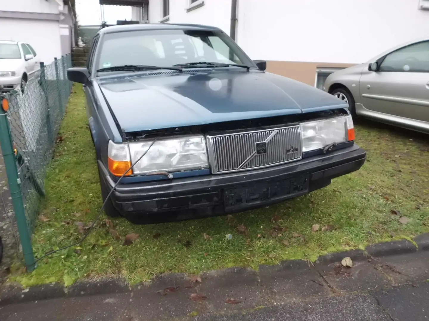 Volvo 940 Volvo 940 GL Blau - 2