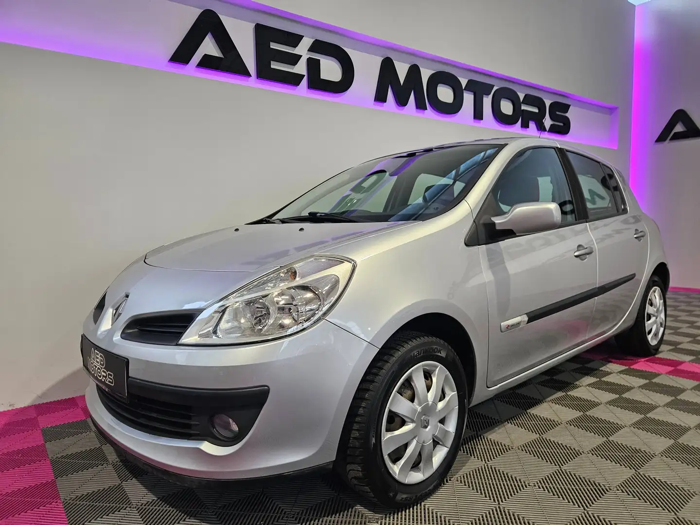 Renault Clio Rip Curl Silber - 1