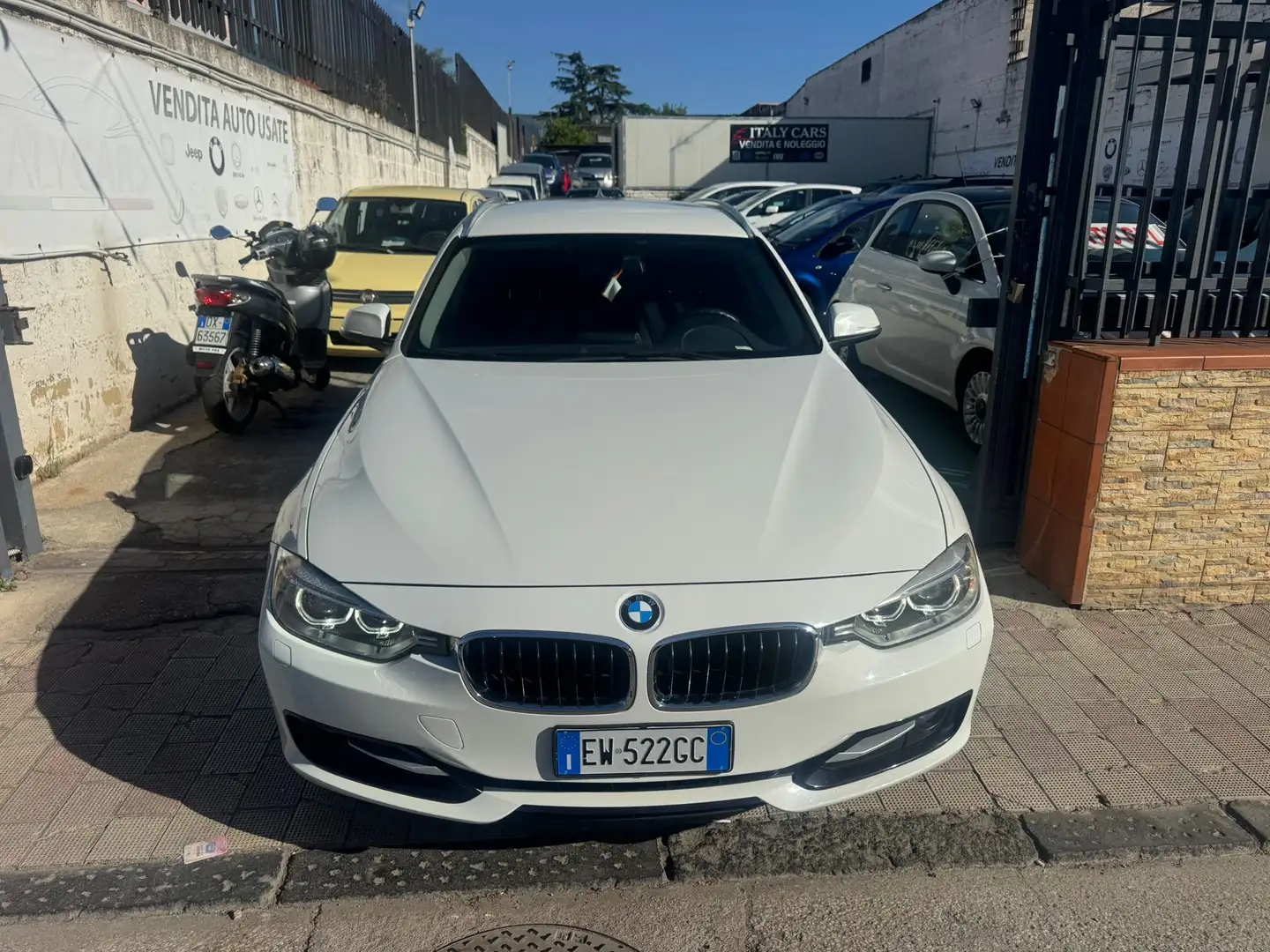BMW 320 320d staion wagon sport automatica - 1