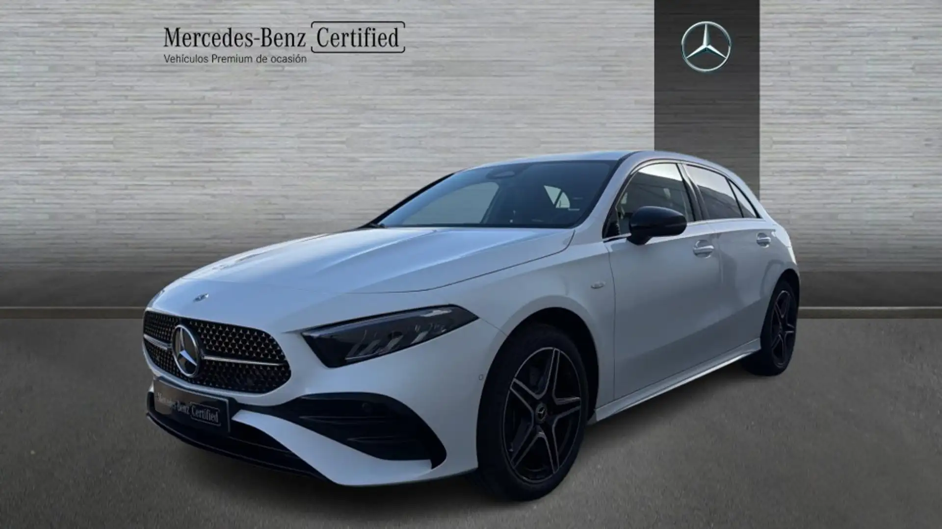 Mercedes-Benz A 250 e Compacto con tecnología híbrida - 1