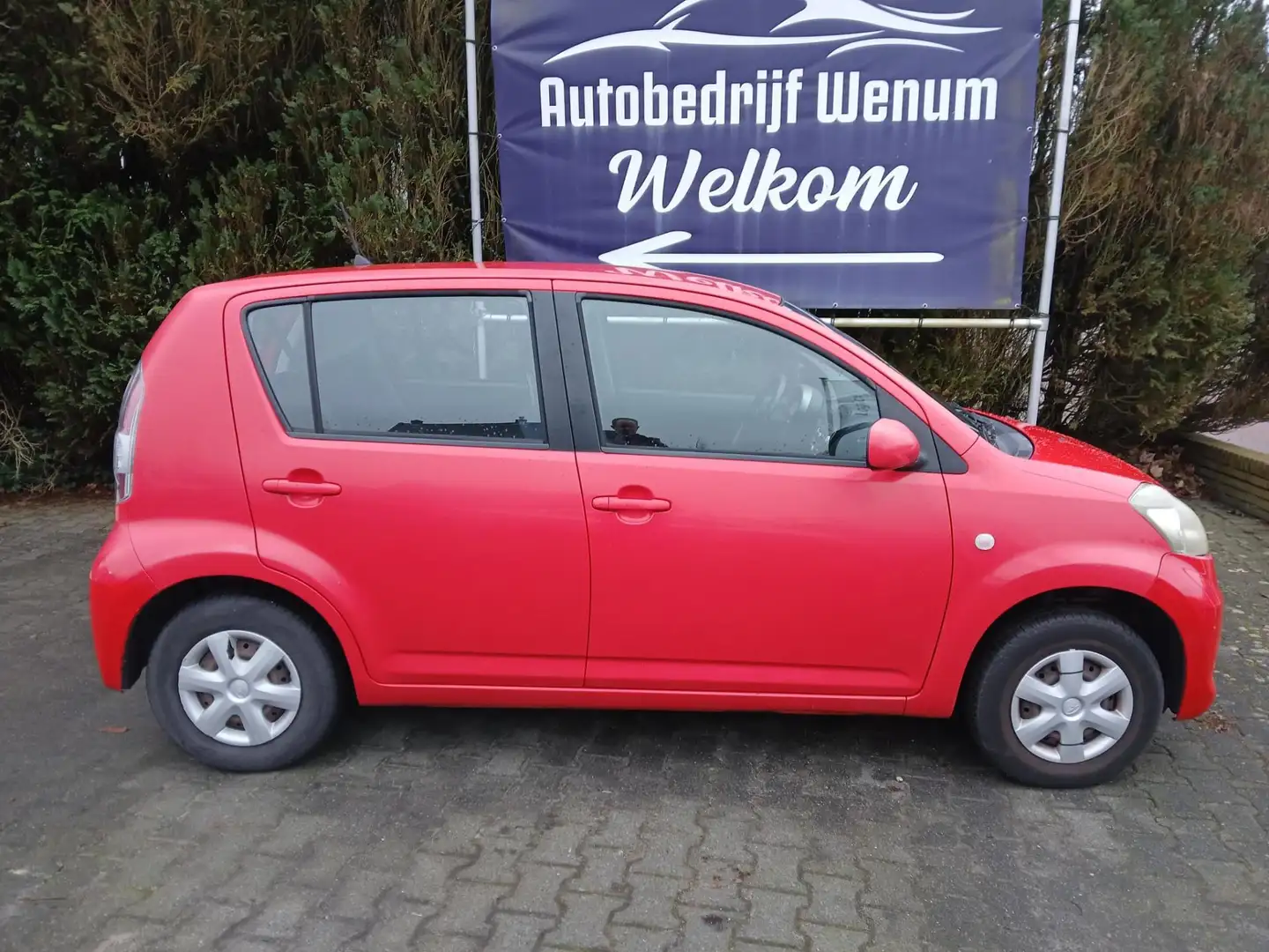 Subaru Justy 1.0 Comfort AIRCO,Electrische ramen, enz Rot - 2