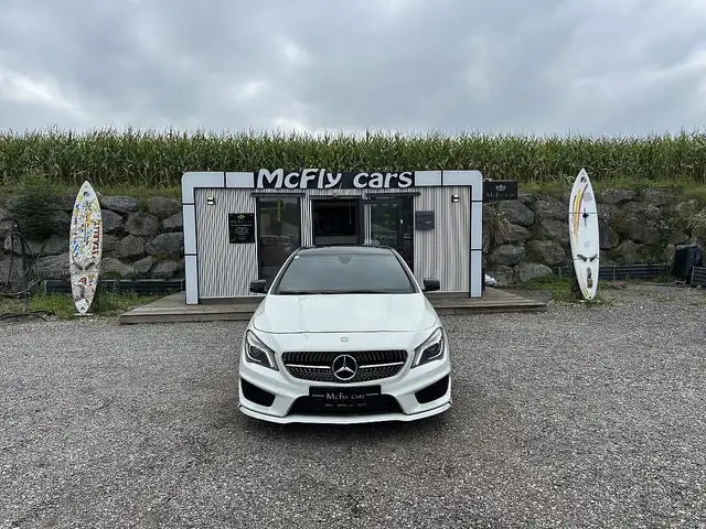 Mercedes-Benz CLA Shooting Brake Aut.- TOP ZUSTAND -  PANORAM...
