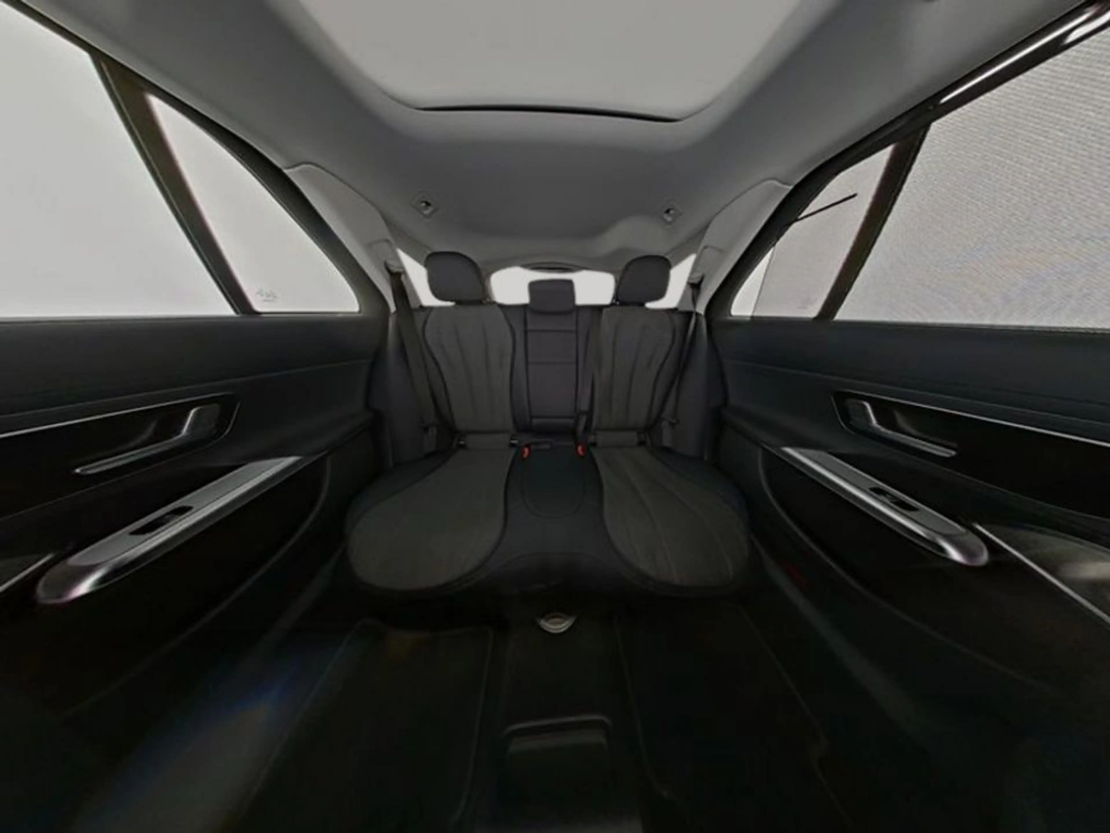 Mercedes-Benz E 220 E-Klasse — photo 8