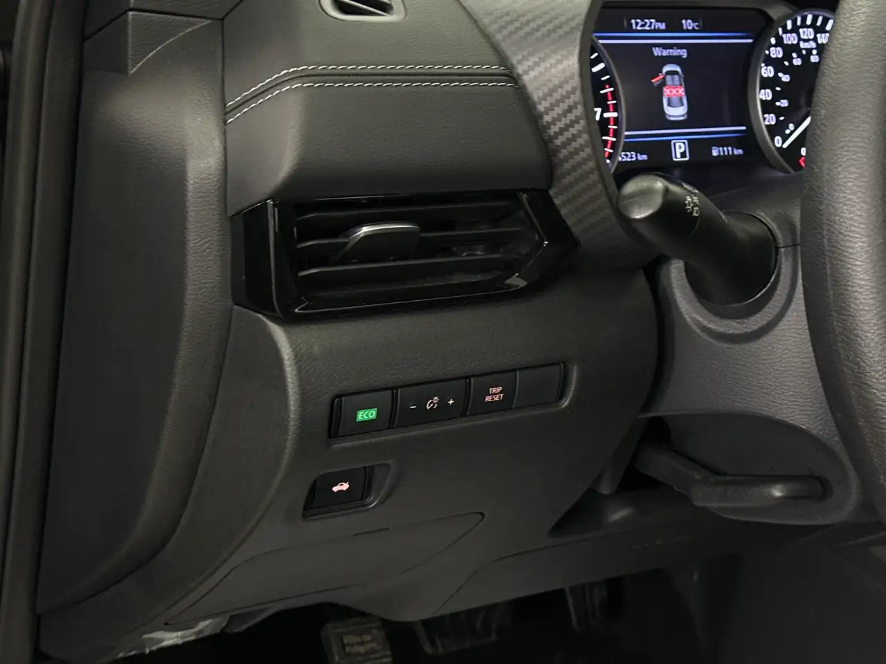 Nissan Sentra снимка Nissan Sentra
