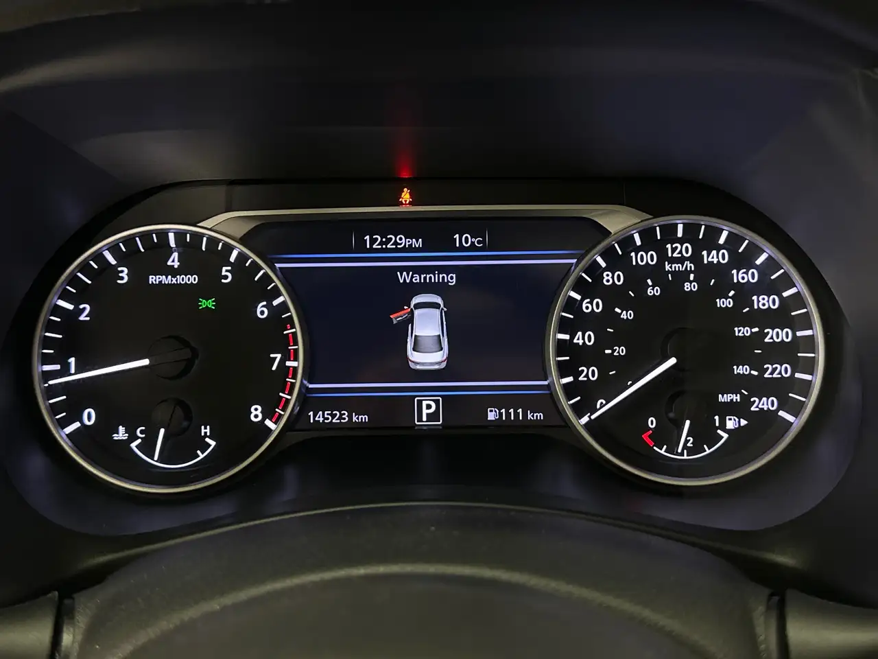Nissan Sentra снимка Nissan Sentra