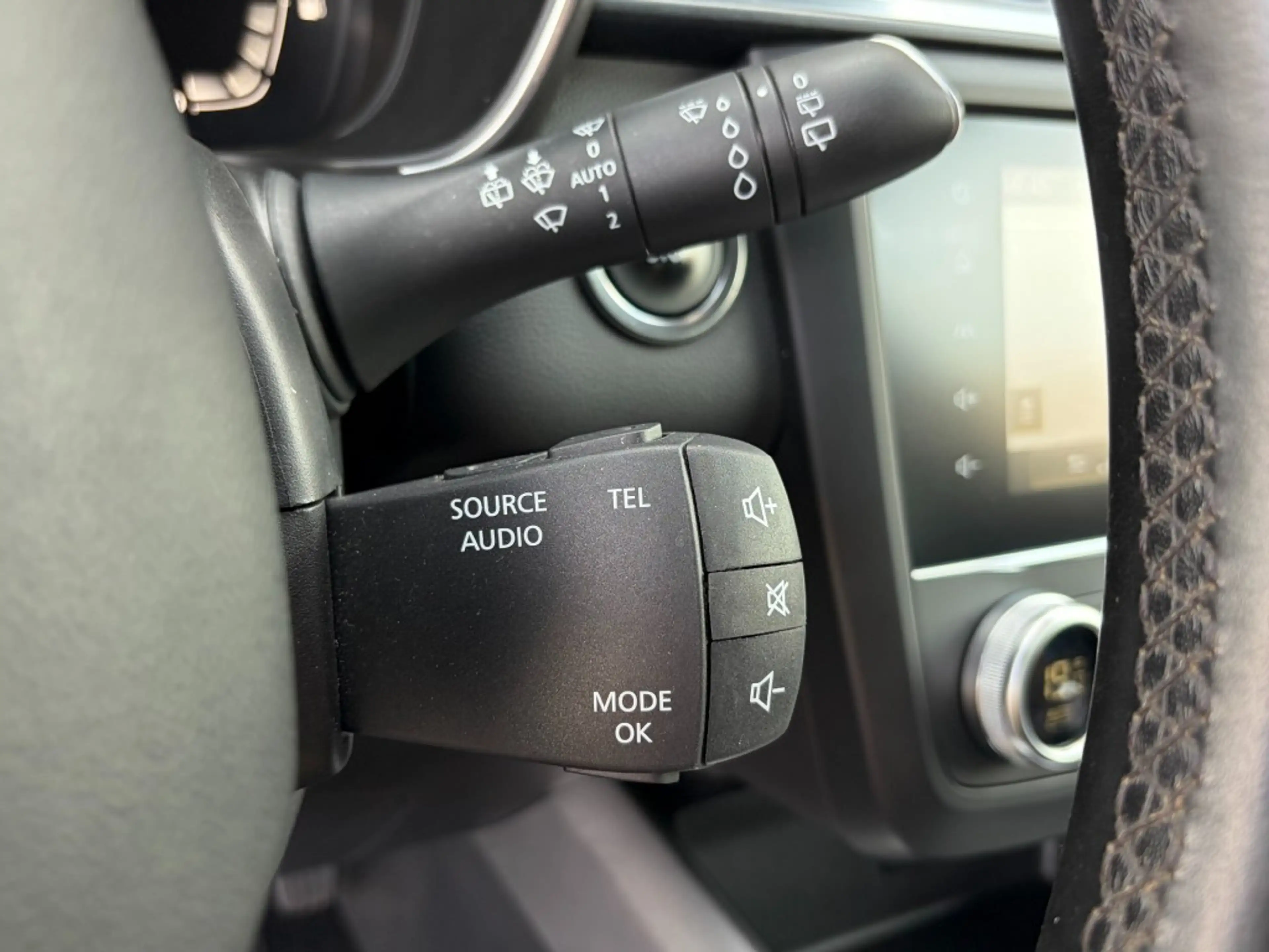Renault Kadjar 1.3 TCE  NAVI - PANO - TREKH. - CAMERA — photo 23