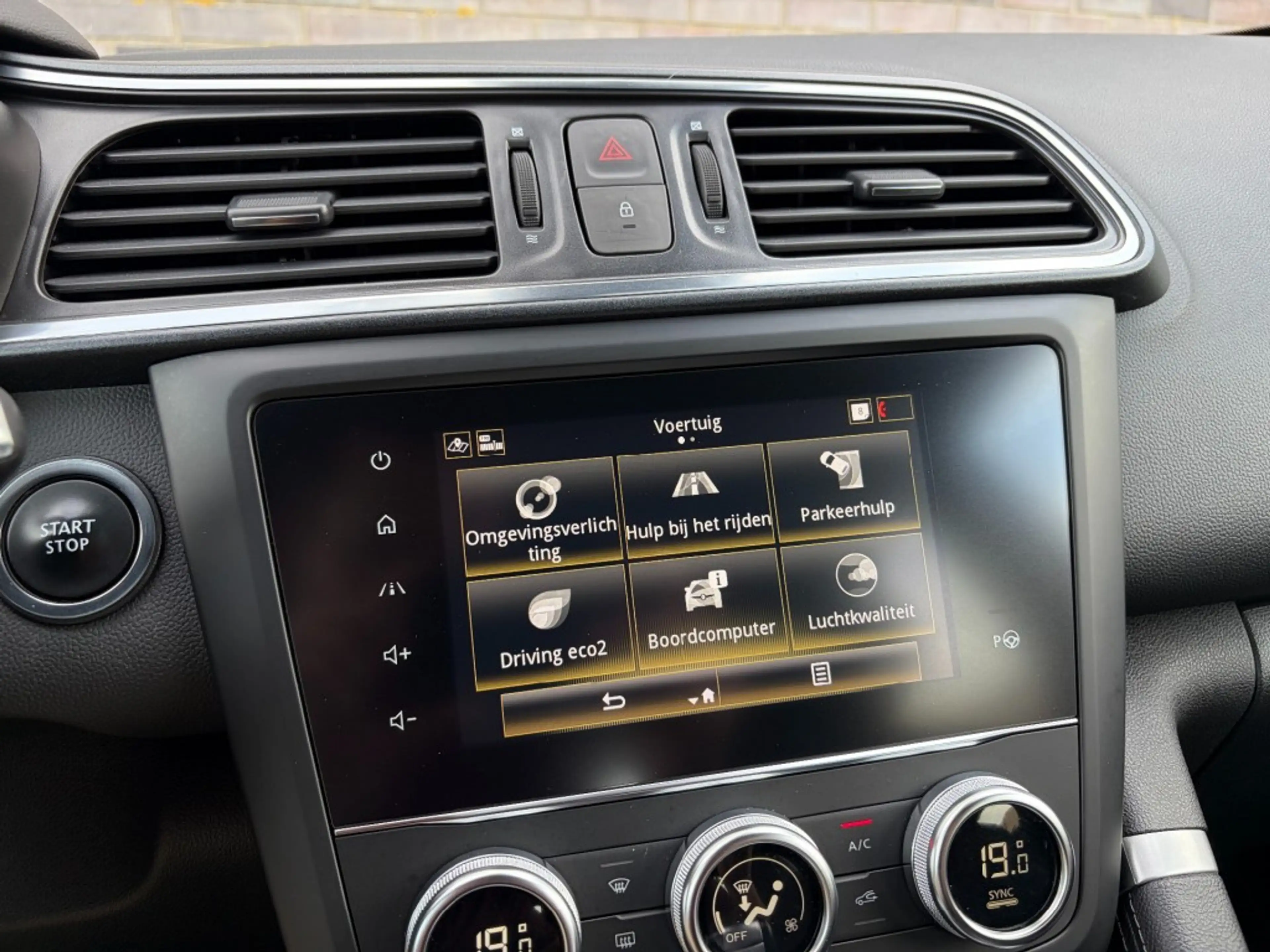 Renault Kadjar 1.3 TCE  NAVI - PANO - TREKH. - CAMERA — photo 19