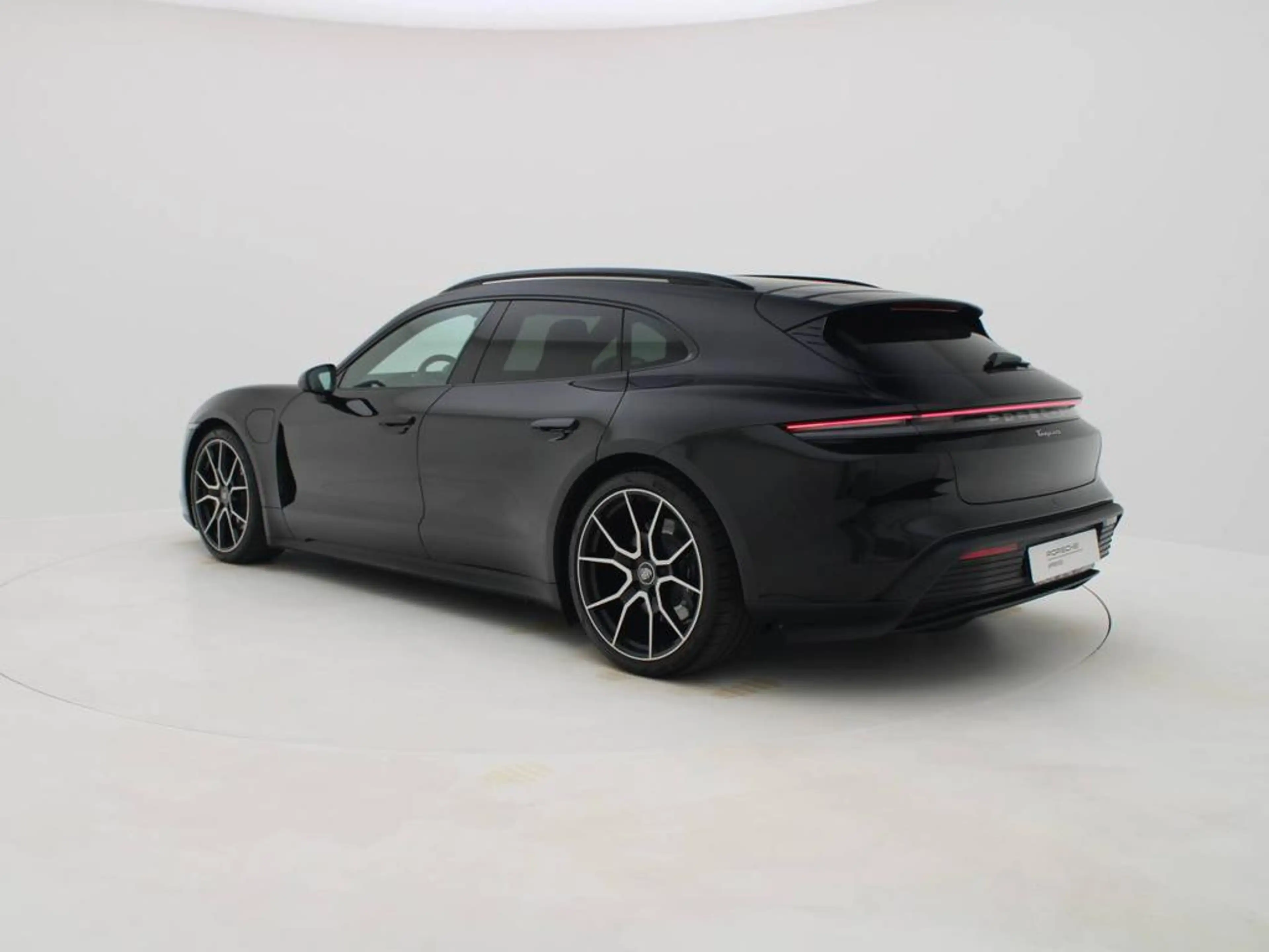 Porsche Taycan Taycan Sport Turismo — photo 3