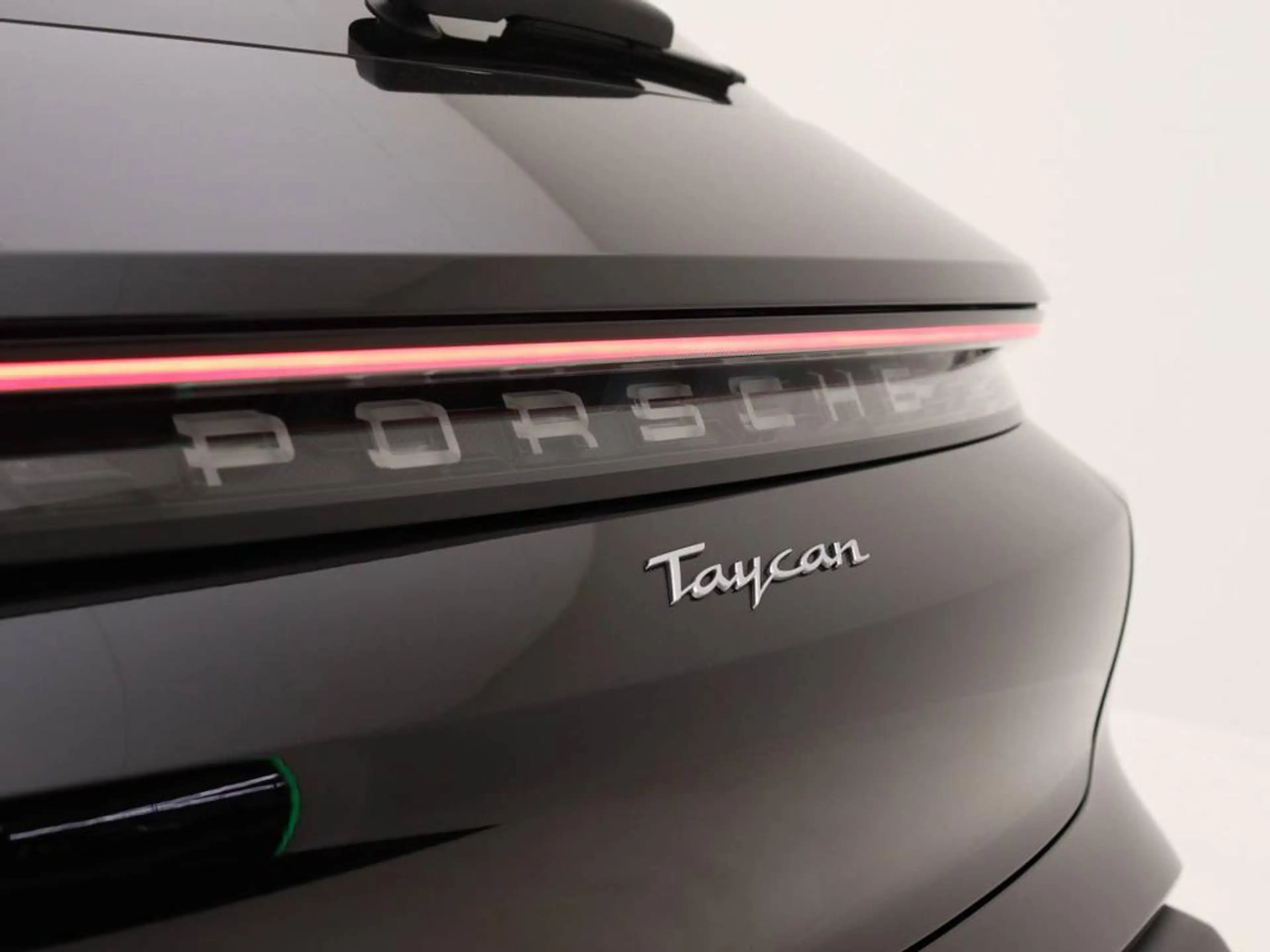 Porsche Taycan Taycan Sport Turismo — photo 9