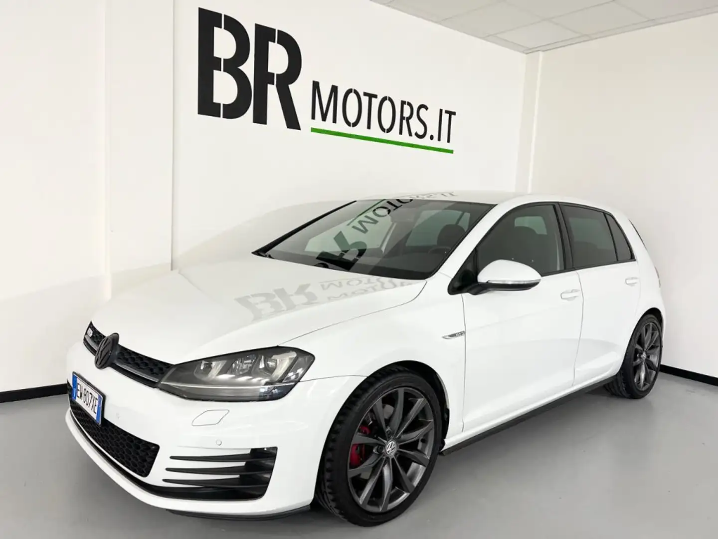 Volkswagen Golf GTD 2.0 TDI 5p. BlueMotion Technology E6 Bílá - 1