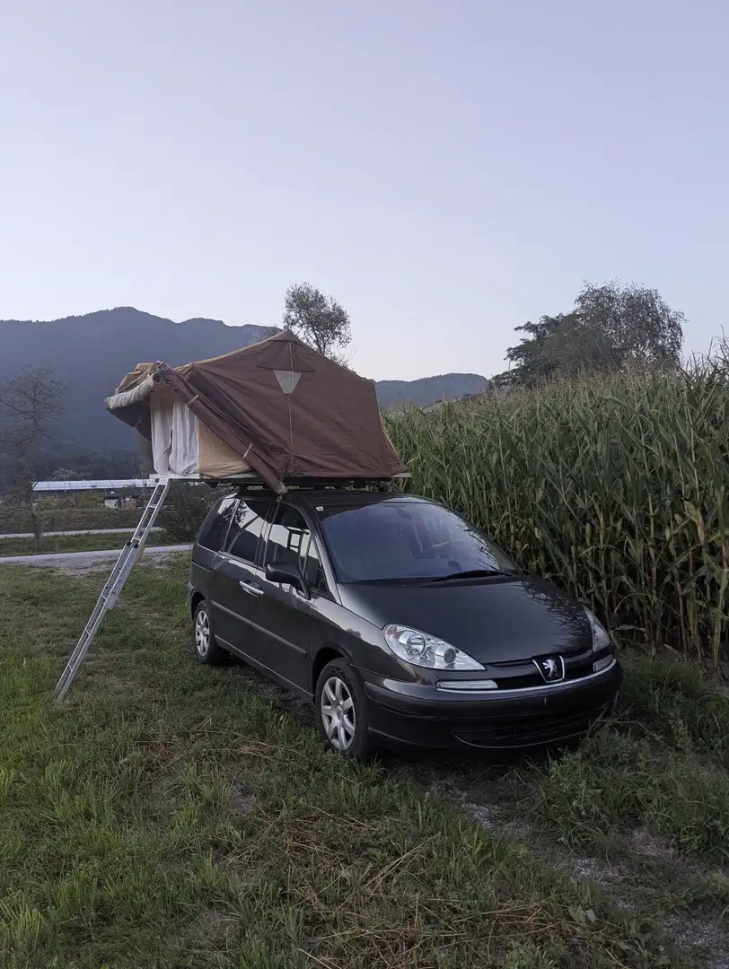 Peugeot 807 SV Premium 2,2 HDI 130 - 1