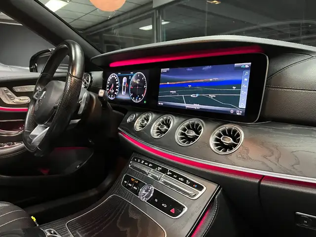 Mercedes-Benz E 350 Cabrio E350d AMG Line, Keramikversiegelt Ansicht 30