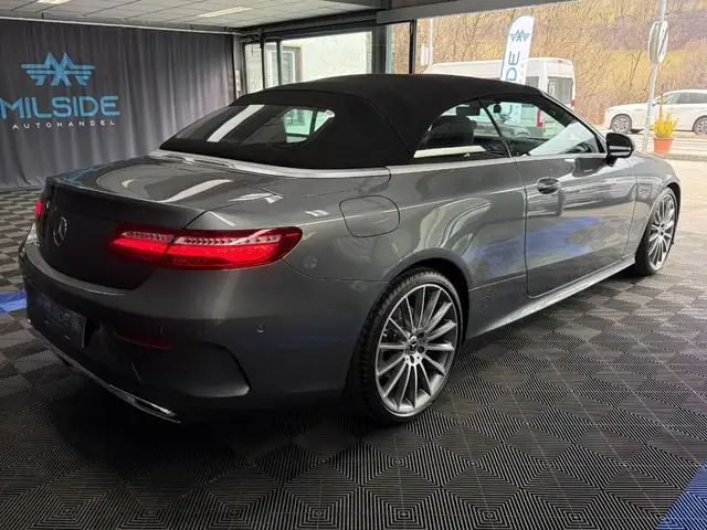 Mercedes-Benz E 350 Cabrio E350d AMG Line, Keramikversiegelt Ansicht 4