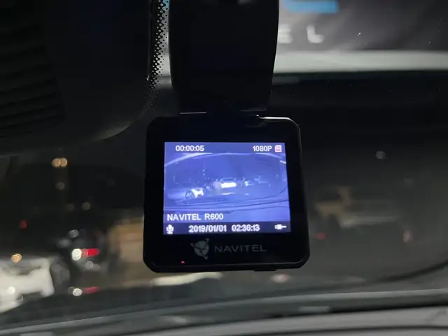 Mercedes-Benz E 350 Cabrio E350d AMG Line, Keramikversiegelt Ansicht 46