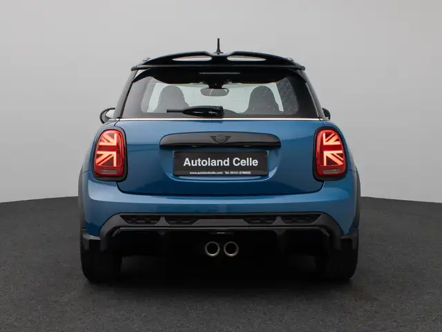 Mini Hatch view 8