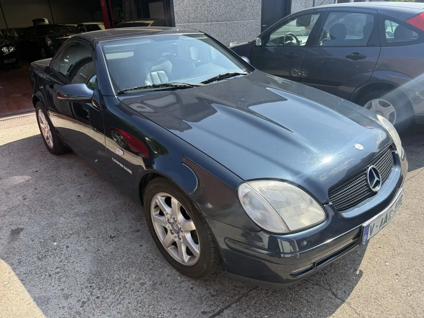 Mercedes-Benz SLK 200 Airco Cuir Jantes PRESQUE Oldtimer Tres propre Zwart - 2
