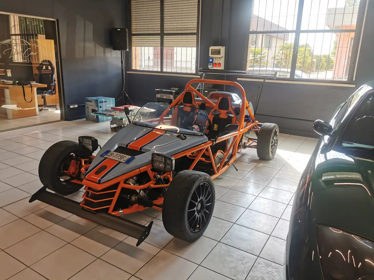 Ariel Motor Atom MeV Rocket Ford Targata guida a sinistra Blu/Azzurro - 1