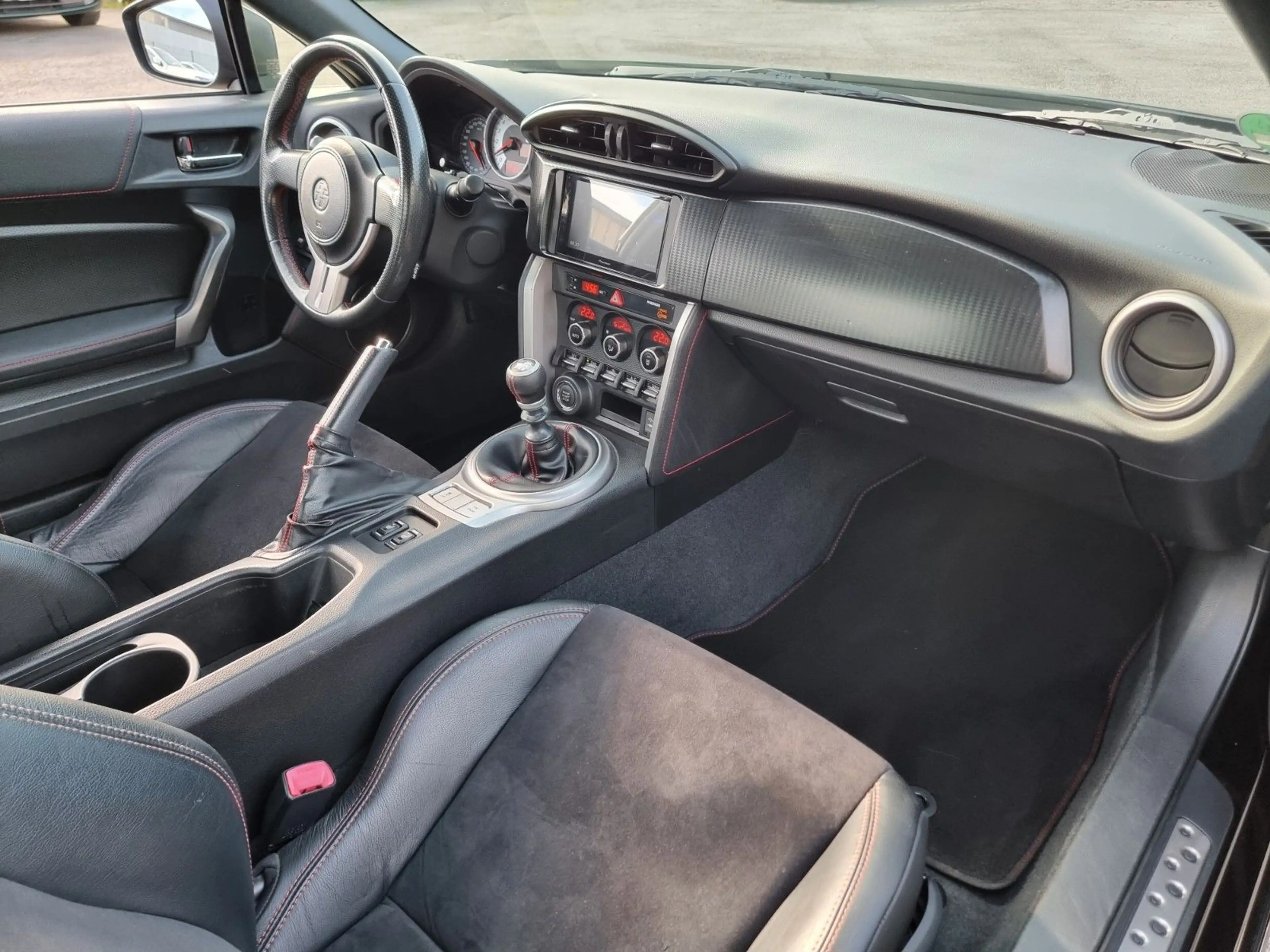 Toyota GT86 TRD Komplettumbau — photo 13