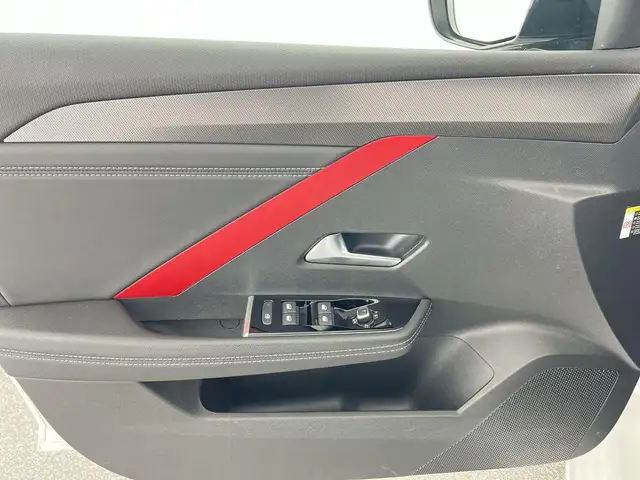 Opel Astra view 11