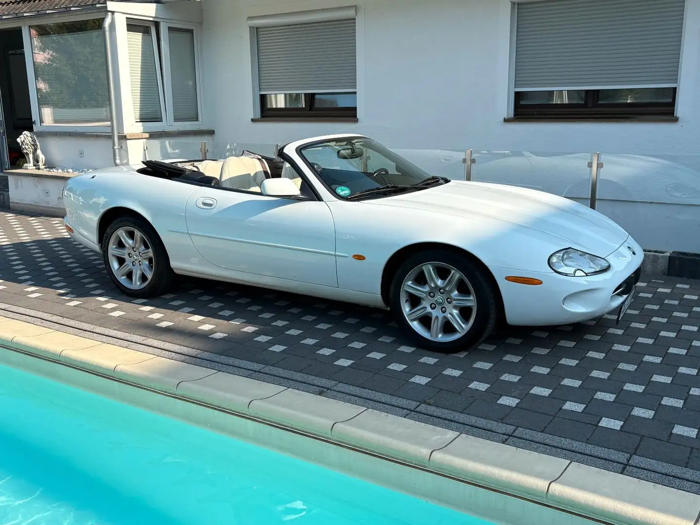Jaguar XK8 Cabrio 4.0 V8/Leder Beige/85Tkm/Tüv Neu Blanc - 2