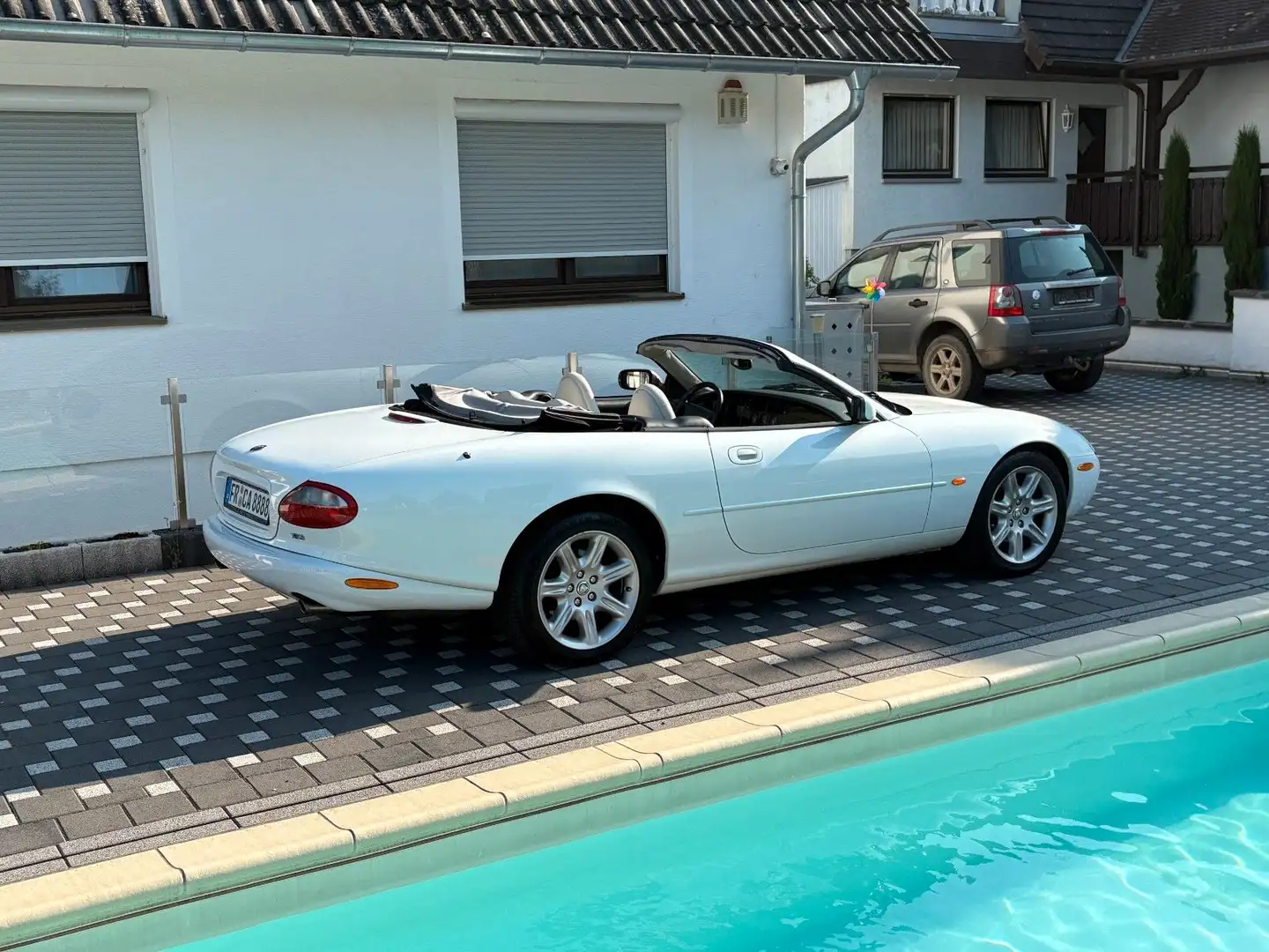 Jaguar XK8 Cabrio 4.0 V8/Leder Beige/85Tkm/Tüv Neu Blanc - 1