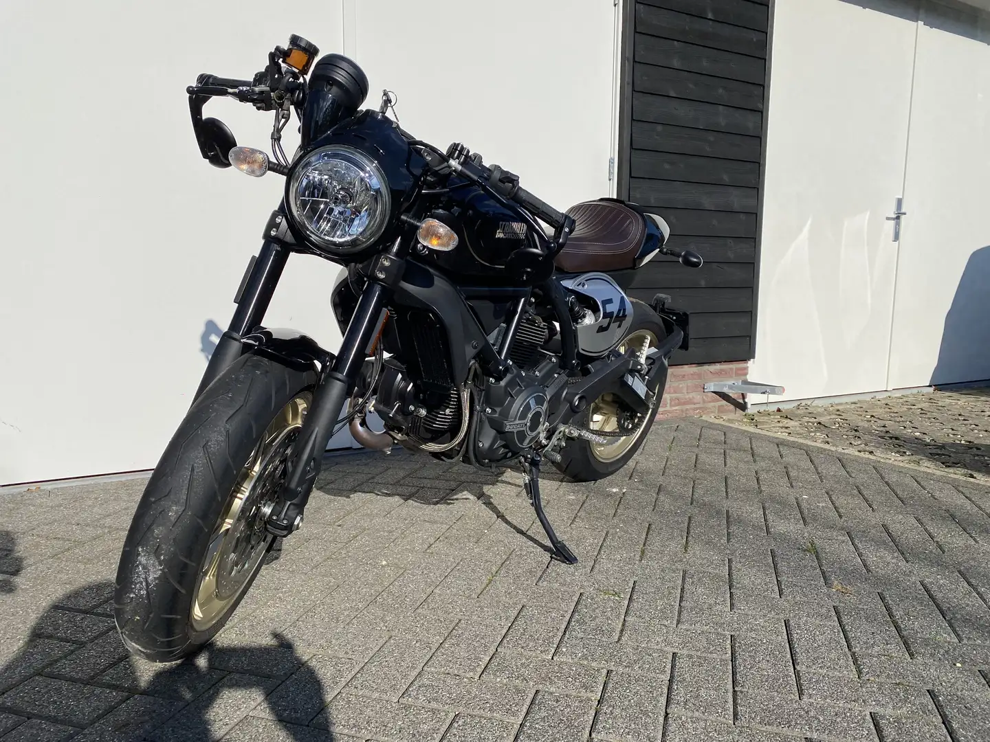 Ducati Scrambler Café Racer - 1