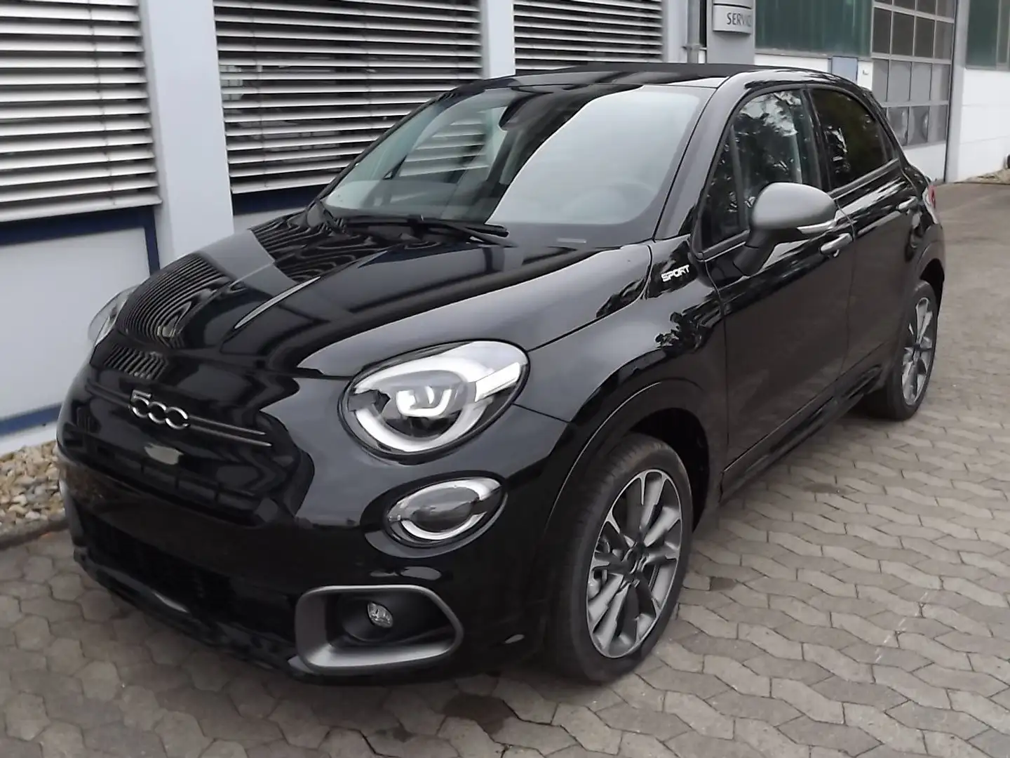 Fiat 500X Dolcevita 1.5 GSE Hybrid Sport Schwarz - 2