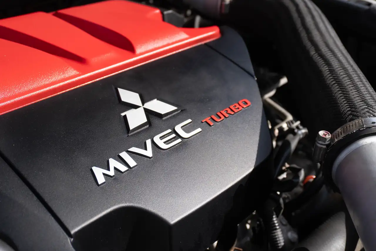 Mitsubishi Lancer снимка Mitsubishi Lancer