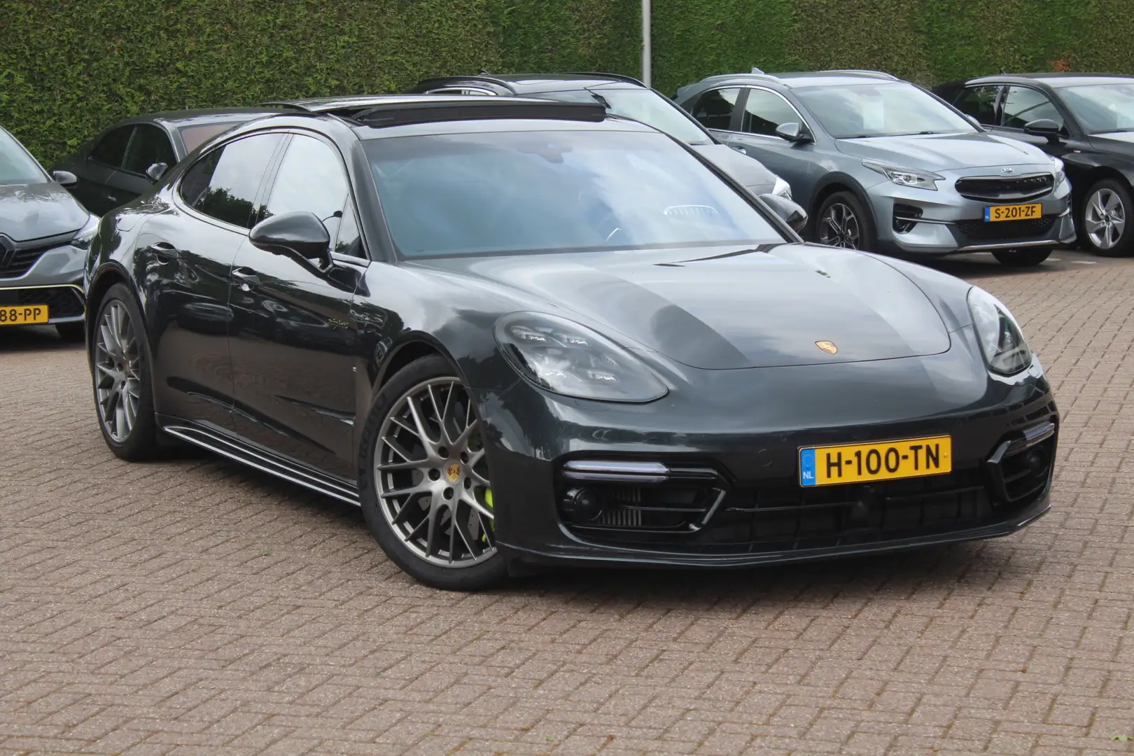 Porsche Panamera 4.0 Turbo S E-Hybrid / Panoramadak / 360Camera / A Grijs - 1