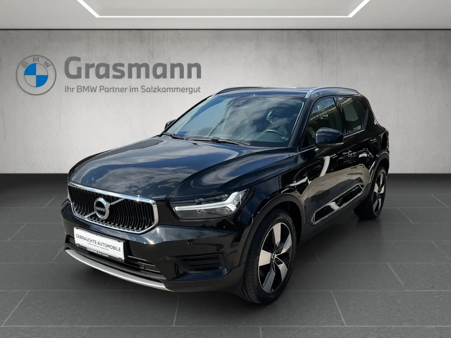 Volvo XC40 XC40 D3 Momentum Pro AWD Geart Schwarz - 1