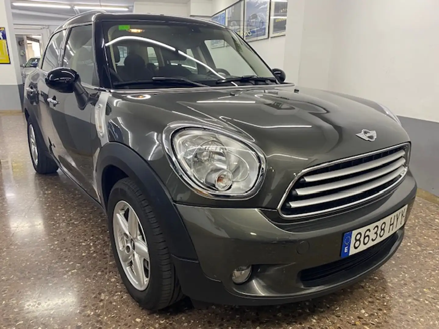 MINI Cooper Countryman D Gris - 1