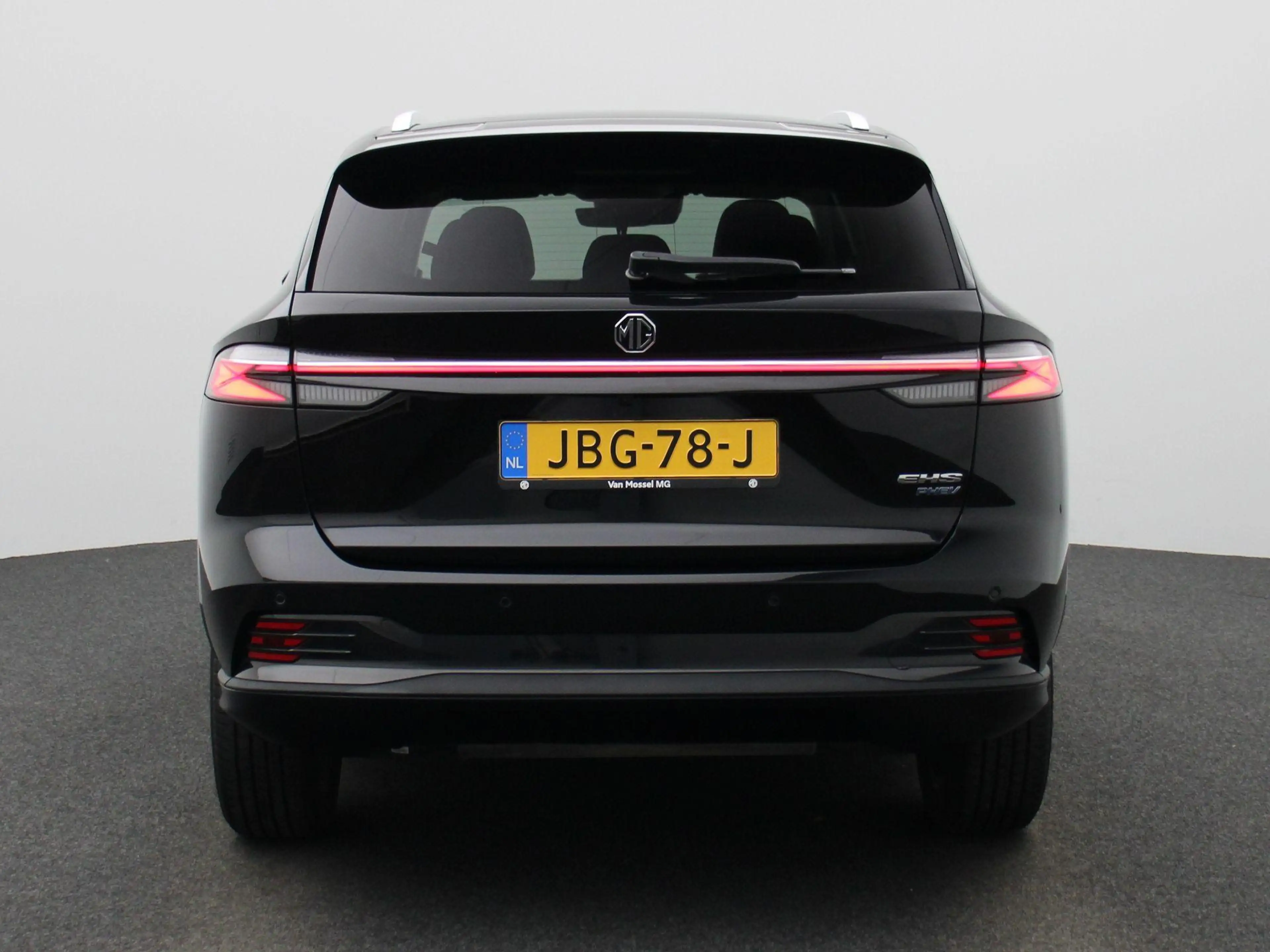 MG HS MG PHEV 1.5 Luxury — photo 5
