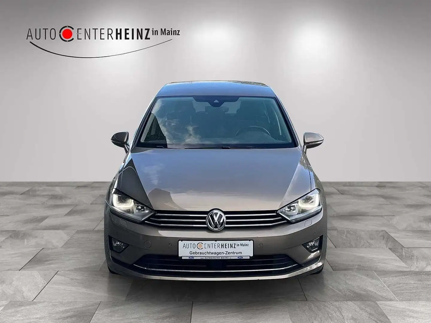 Volkswagen Golf Sportsvan Highline BMT/Start-Stopp Goud - 2