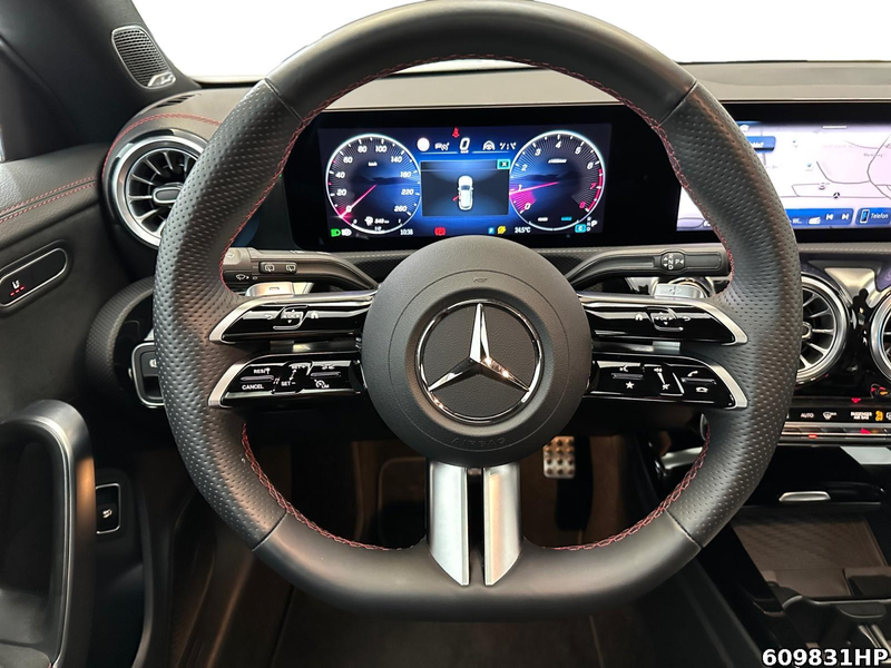 Mercedes-Benz CLA 180 SB AMG  AHK Night Pano Burmester Distron — photo 13