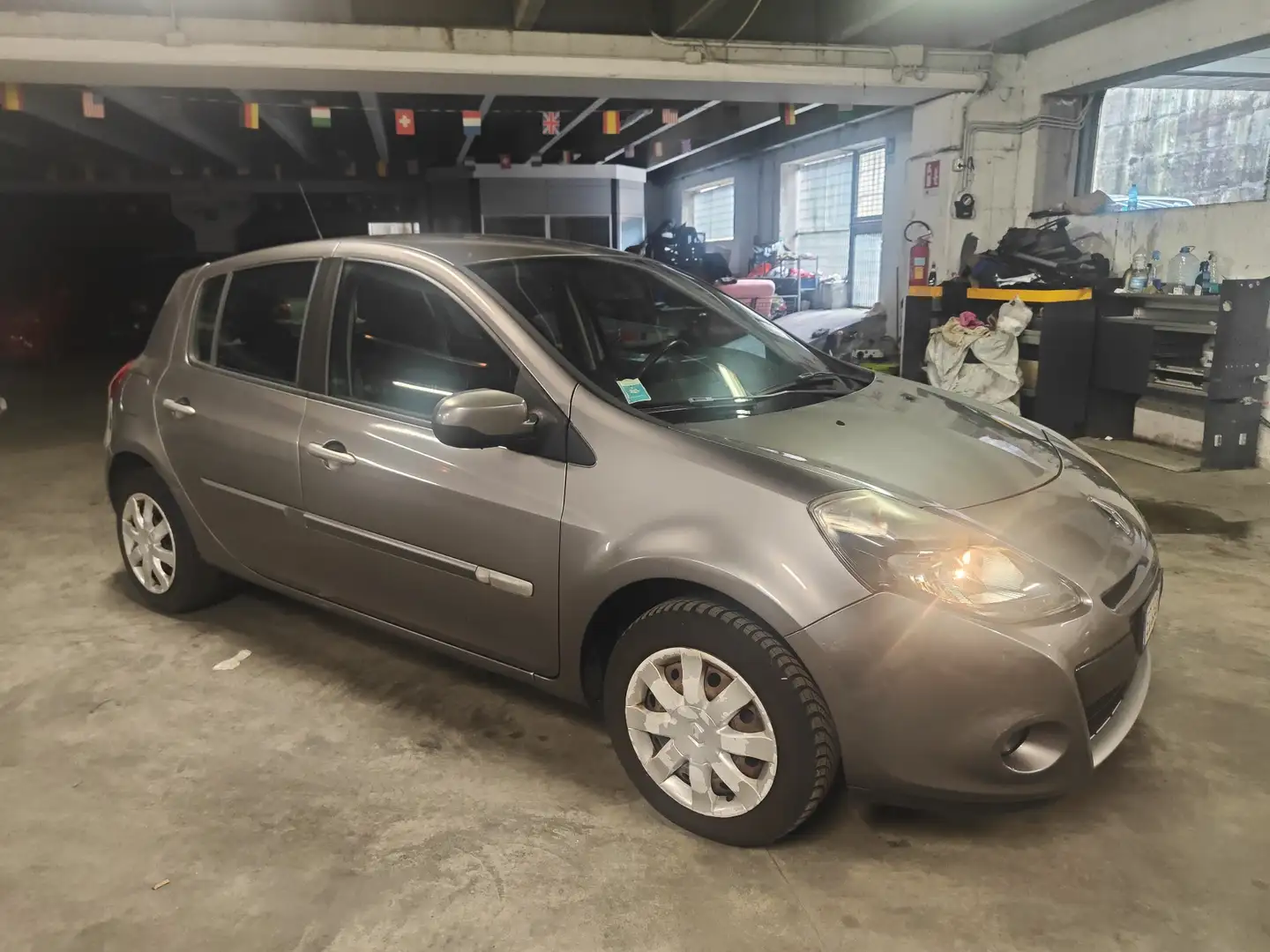 Renault Clio 5p 1.2 16v  NEOPATENTATI - 1