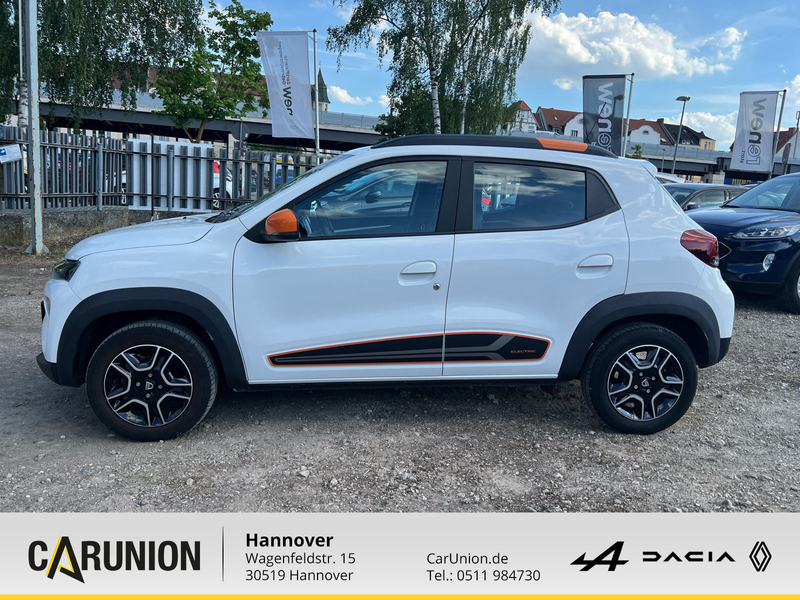 Dacia Spring Comfort Plus m. Look-Paket-Orange (MY22) — photo 11