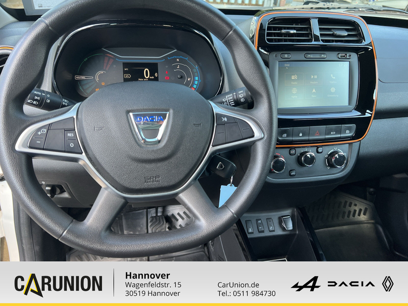 Dacia Spring Comfort Plus m. Look-Paket-Orange (MY22) — photo 12