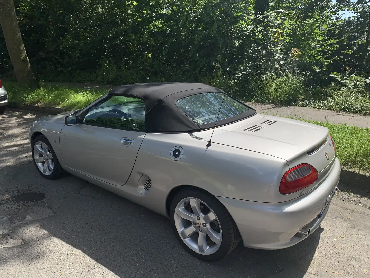 MG MGF 1.8i - 1