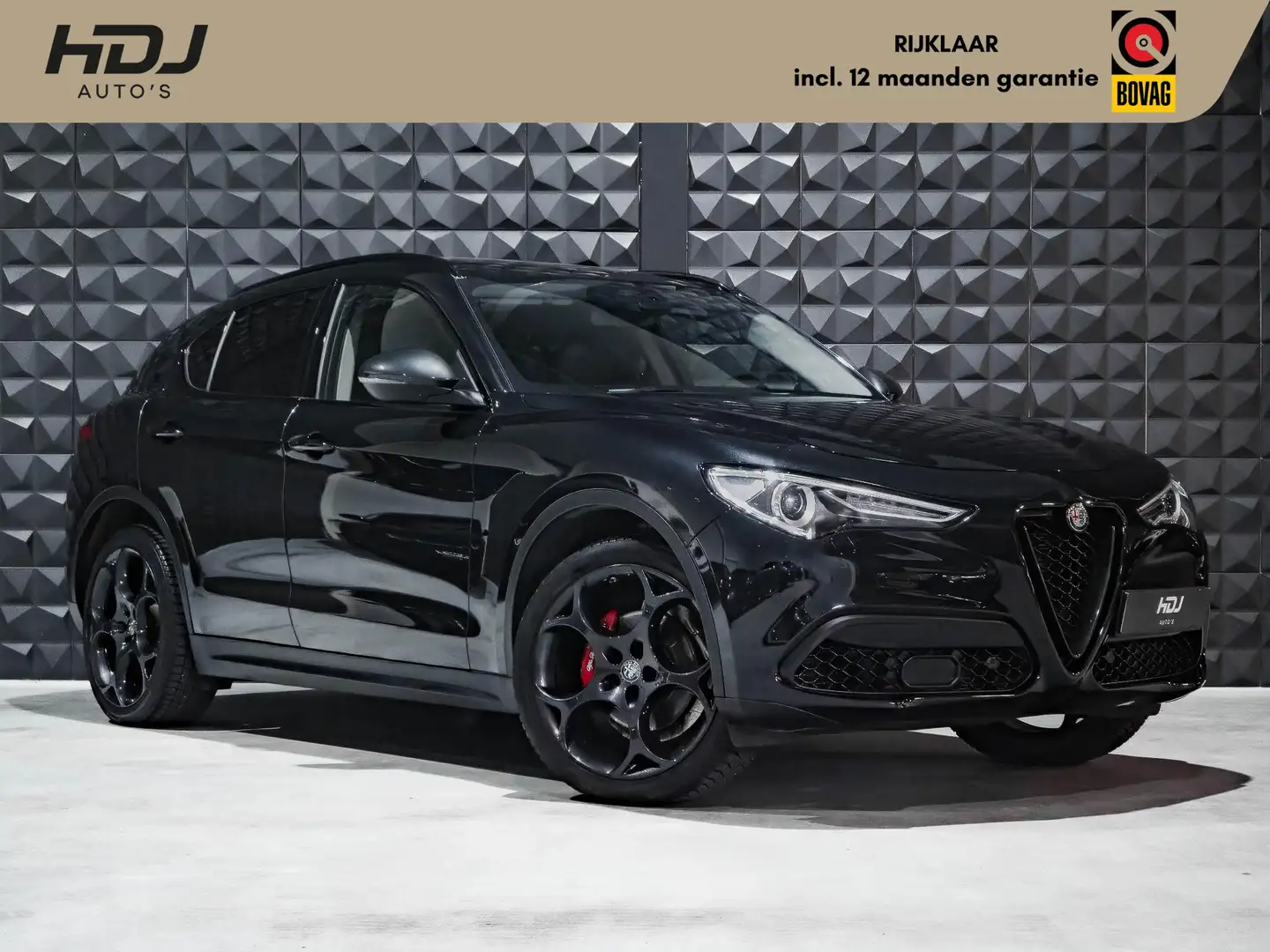 Alfa Romeo Stelvio 2.0T Q4 280pk | Pano |H/K | Memo | 21"| Side | Cam Zwart - 1